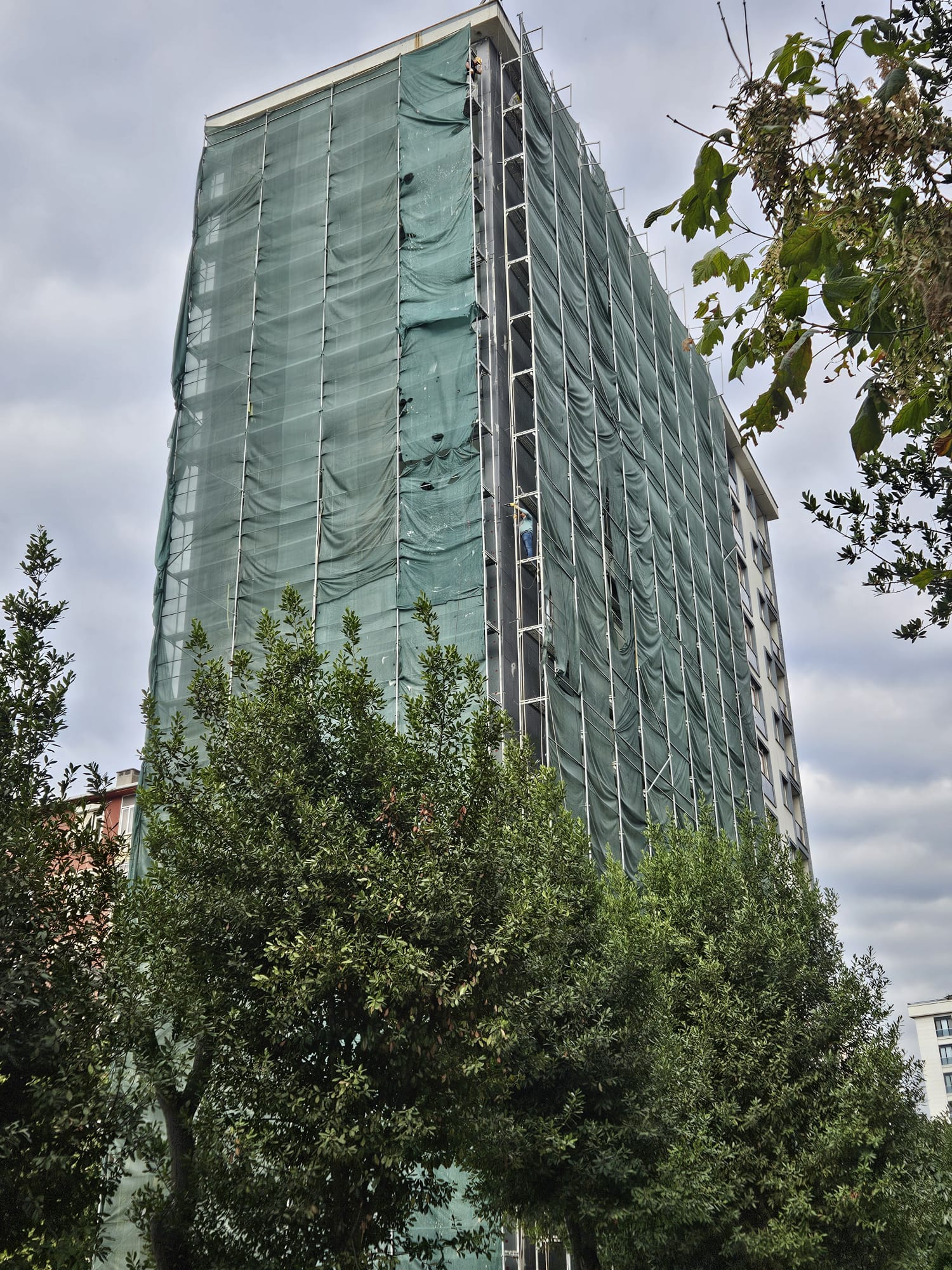ÖZLEM  APT. KOZYATAĞI